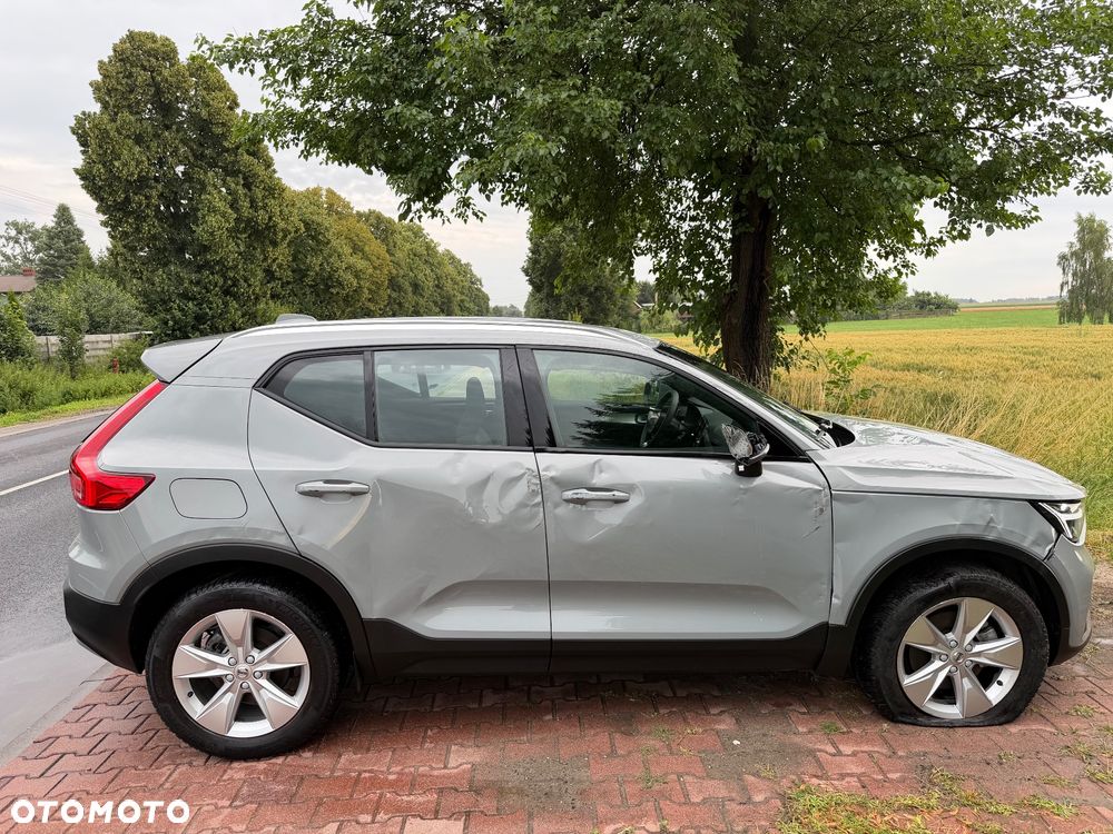 Volvo XC 40 B3 B DKG Plus Black Edition - 7