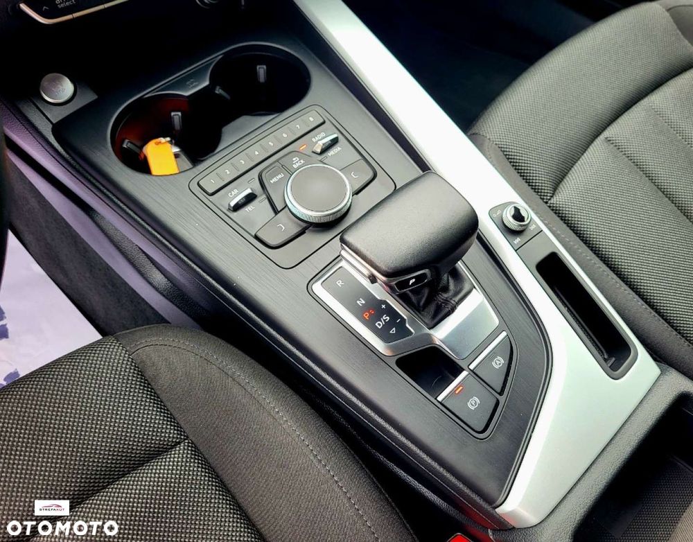 Audi A4 Avant - 33