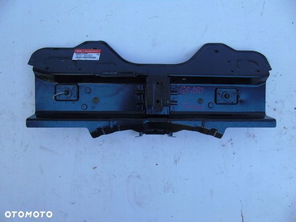 Hyundai I30 pas tylny wzmocnienie 65850G4000