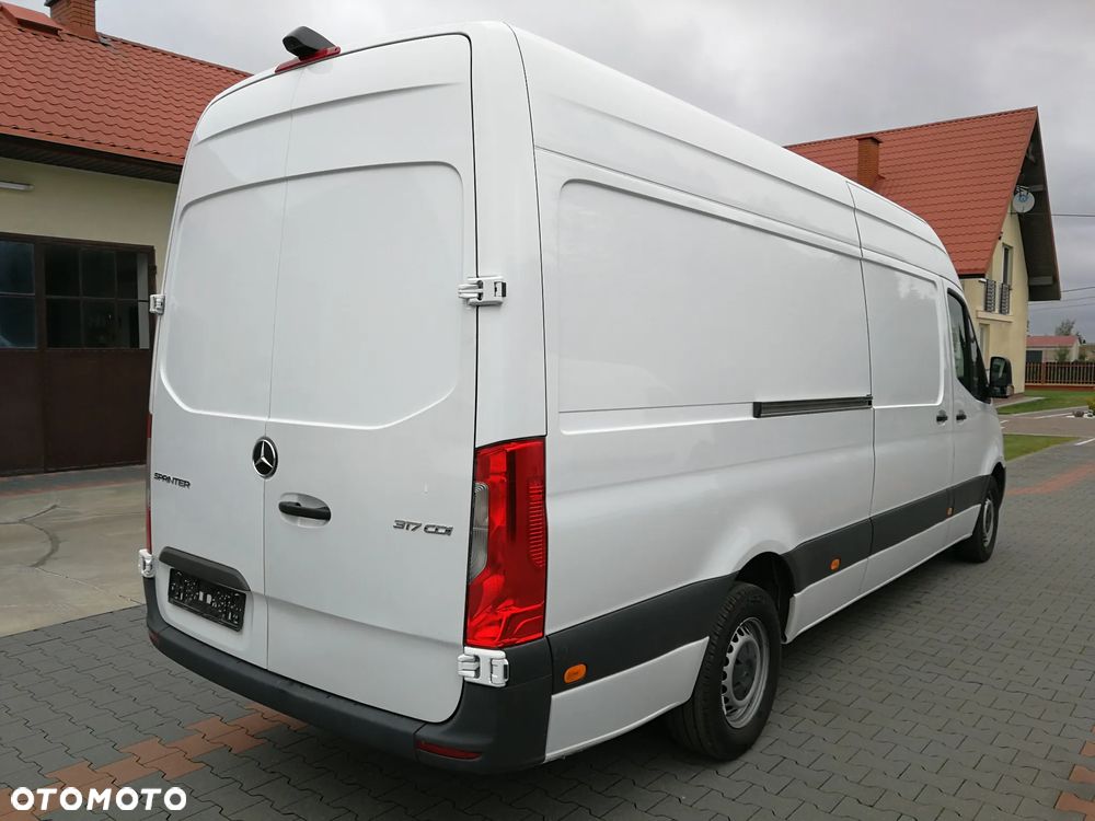 Mercedes-Benz Sprinter 317 - 4