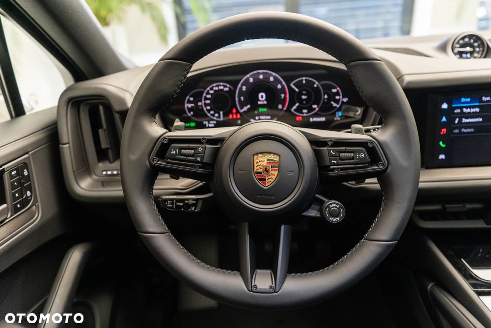 Porsche Cayenne E-Hybrid PHEV Black Edition - 18