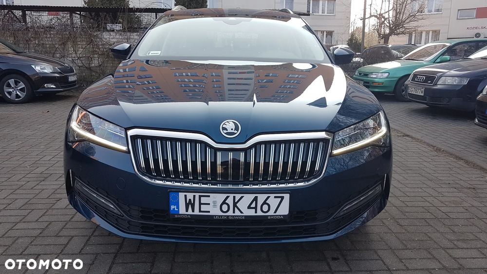 Skoda Superb 1.5 TSI Ambition DSG - 32