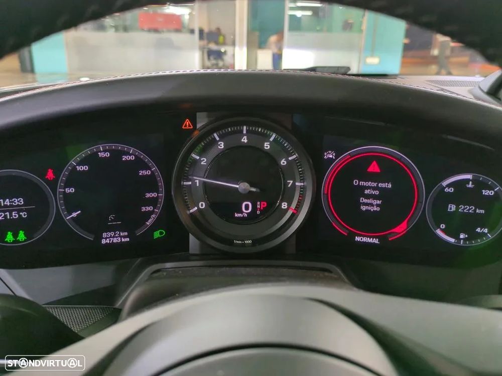 Porsche 911 (992) Carrera 4S PDK - 6