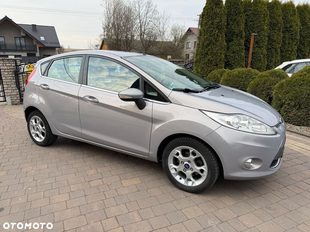 Ford Fiesta 1.25 Titanium EU5 - 6