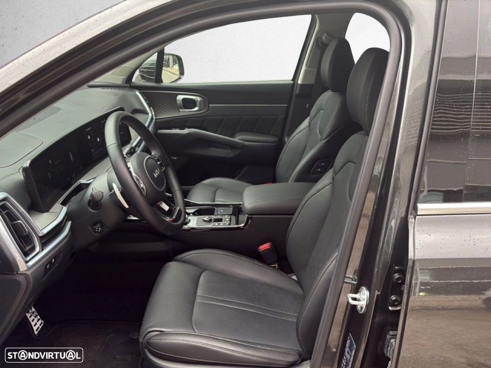 Kia Sorento 1.6 T-GDI HEV Concept - 9