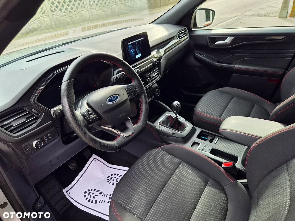 Ford Kuga - 21