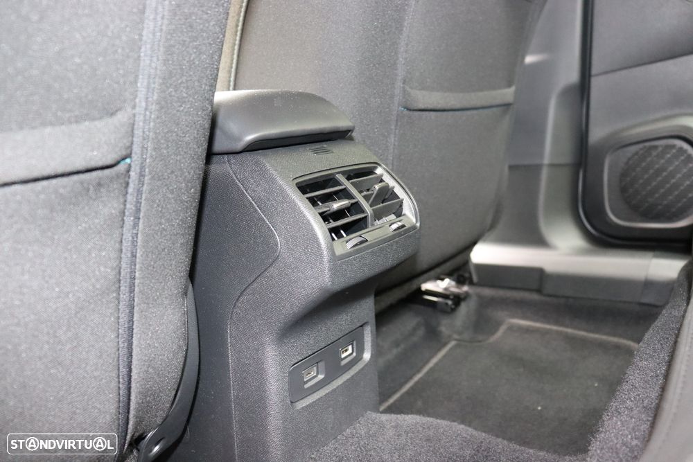 Citroën e-C4 Feel Pack — fotografia 23