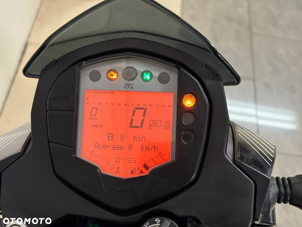 KTM Duke 390 - 13
