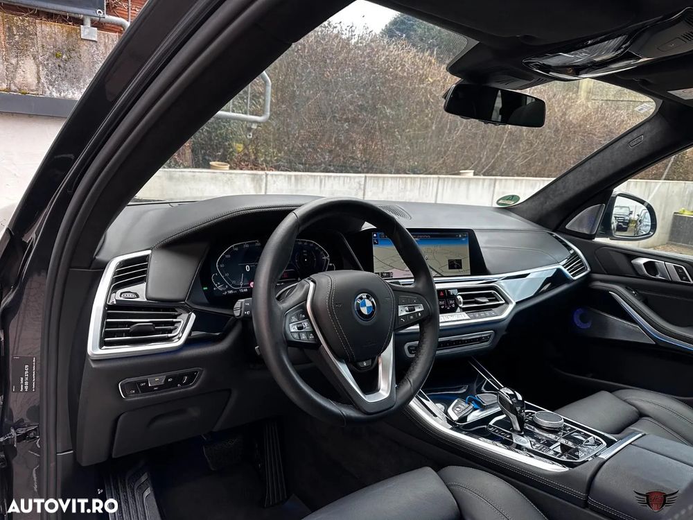 BMW X5 xDrive45e - 25