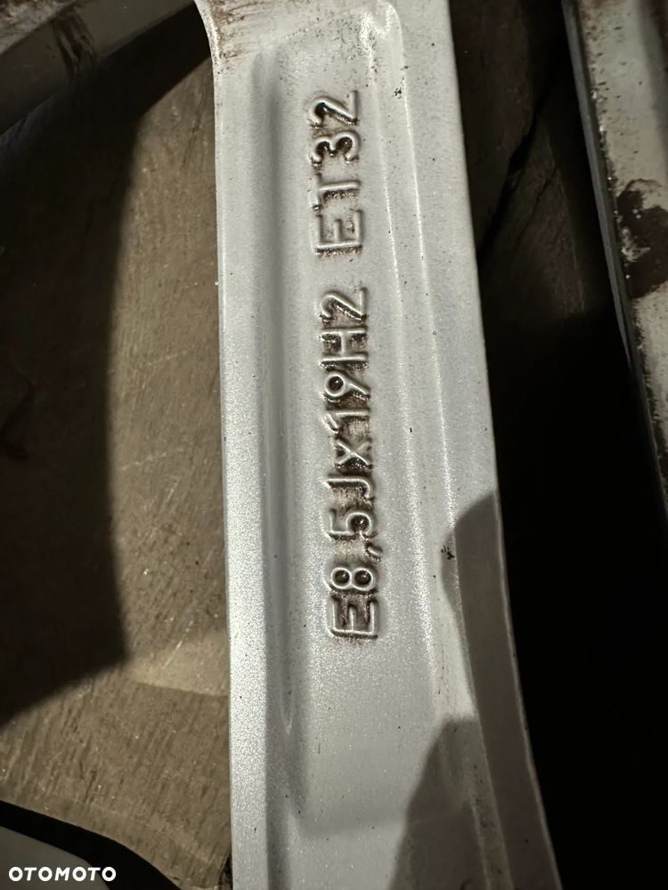 Felga Audi 8W A4 A5 5x112 8,5 19 ET 35 8W0601025AM 1szt. - 5