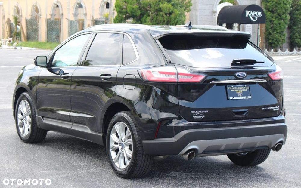 Ford Edge - 3