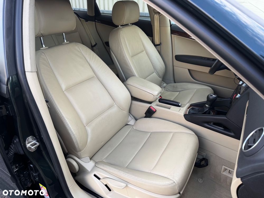 Audi A3 Sportback 1.9 TDI S line Sportpaket plus - 17
