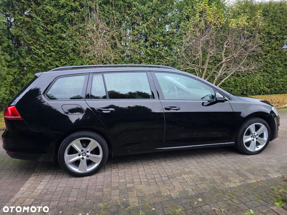 Volkswagen Golf Variant - 8