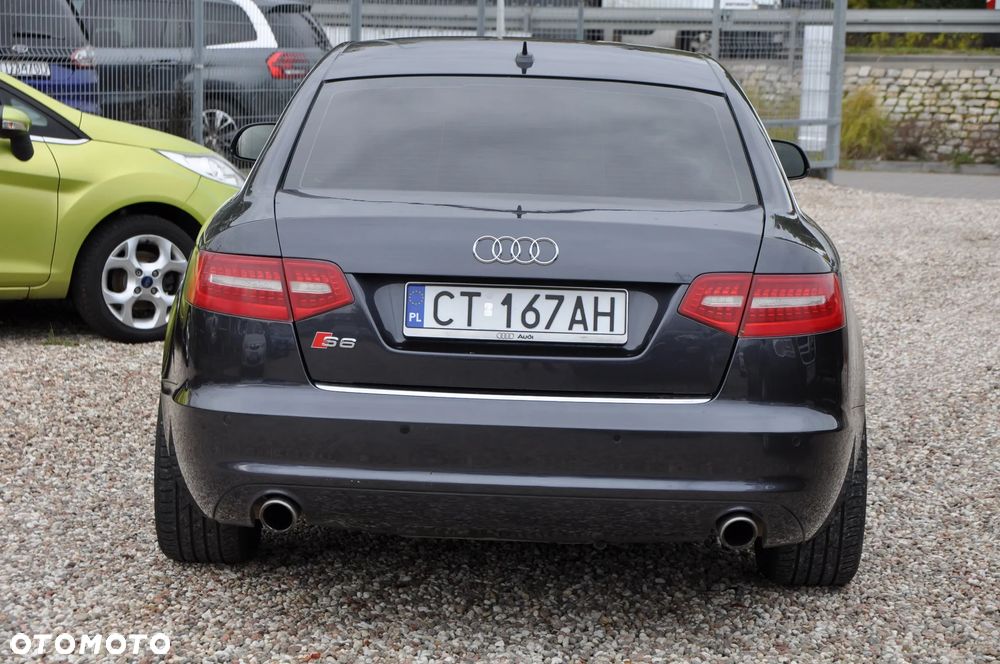 Audi A6 - 4