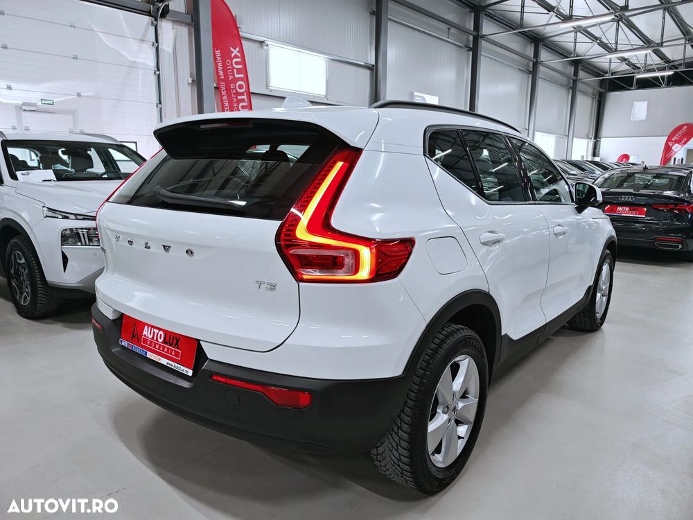 Volvo XC 40 T3 AT8 Momentum - 4