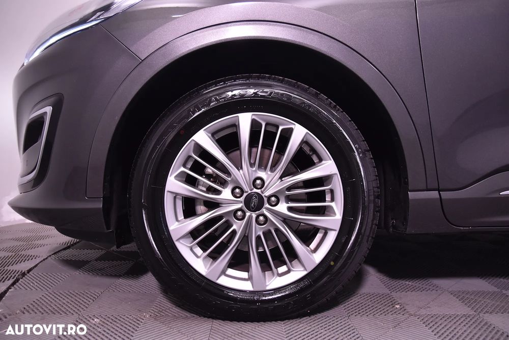 Ford Kuga - 13
