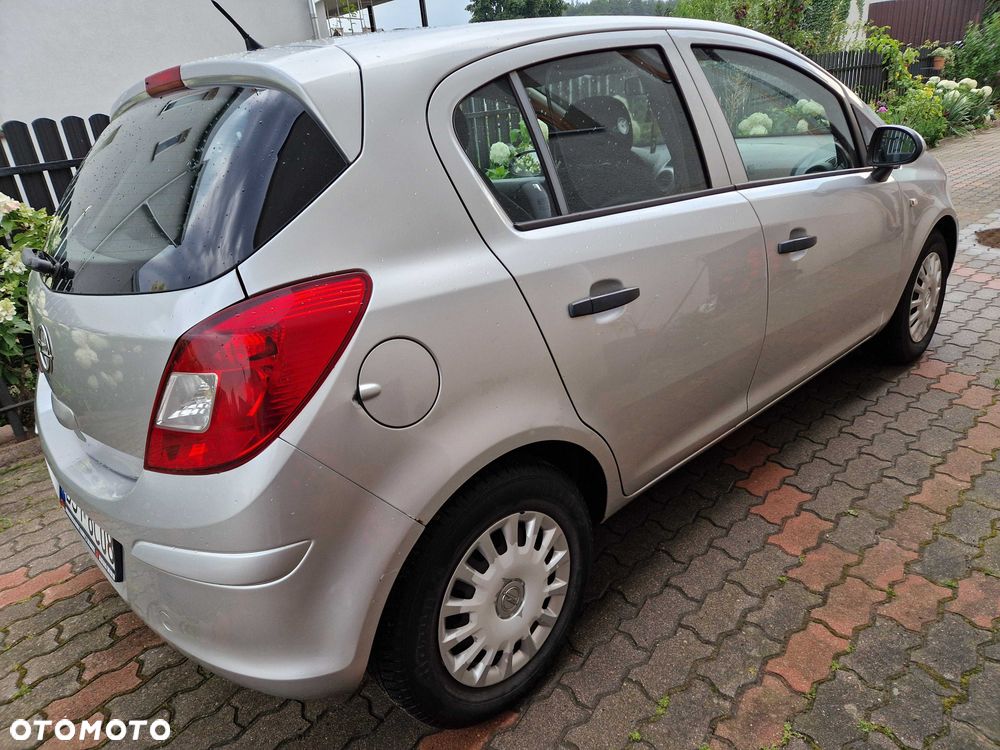 Opel Corsa - 4