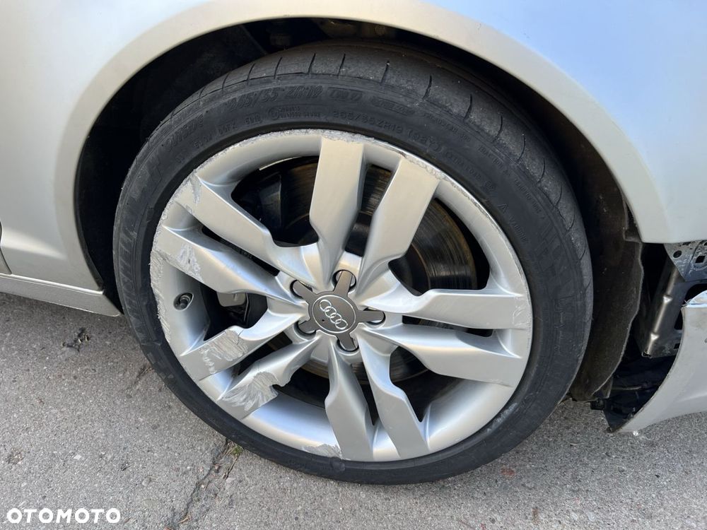 Audi S6 Avant 2006 photo 5