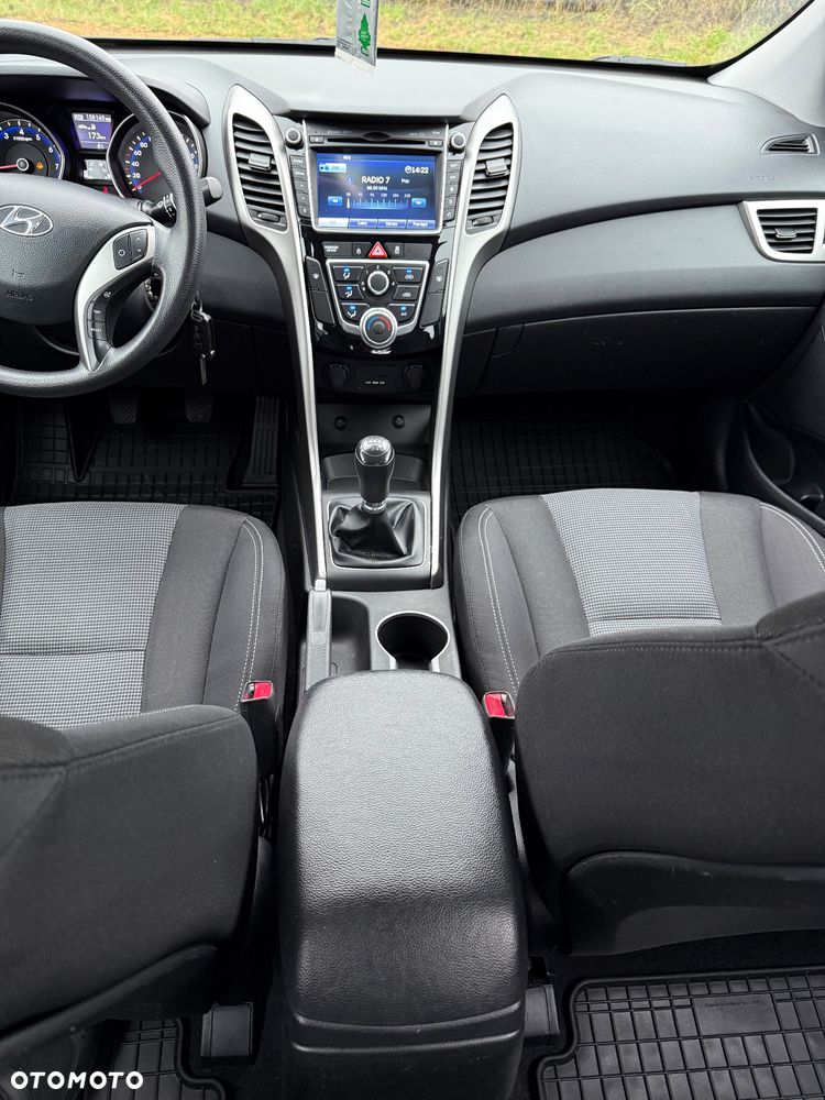 Hyundai i30 1.4 Classic + - 4