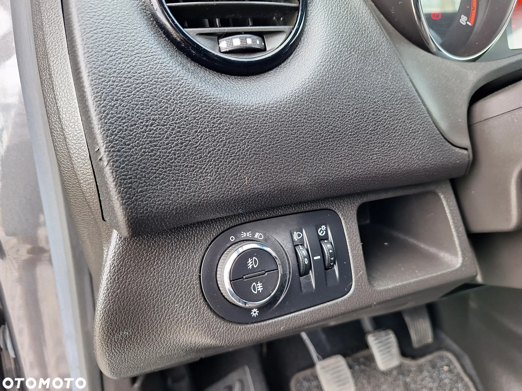 Opel Meriva - 10