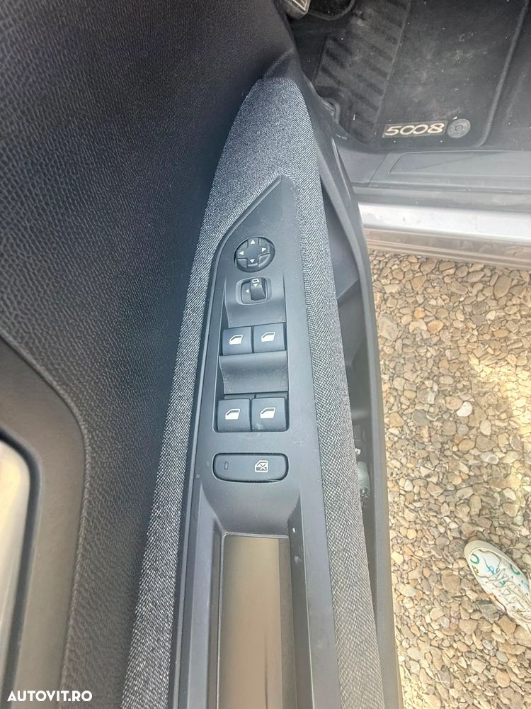 Peugeot 5008 PureTech 130 Stop & Start Access - 14