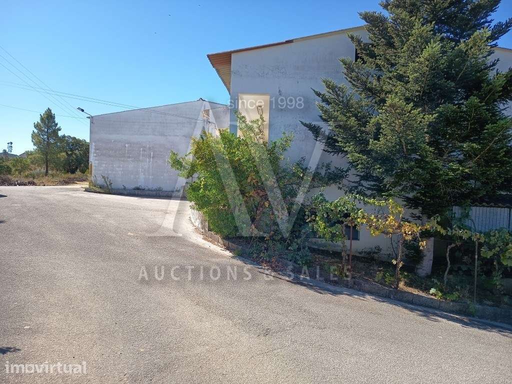 Armazéns de dois pisos e logradouro - VILA DE REI | LEILÃO ELECTRON... - Grande imagem: 5/6