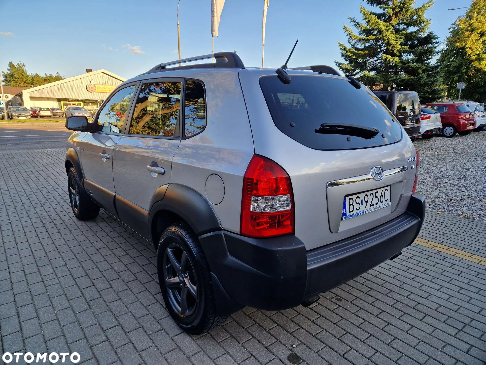 Hyundai Tucson 2.0 CRDi Elegance + - 8