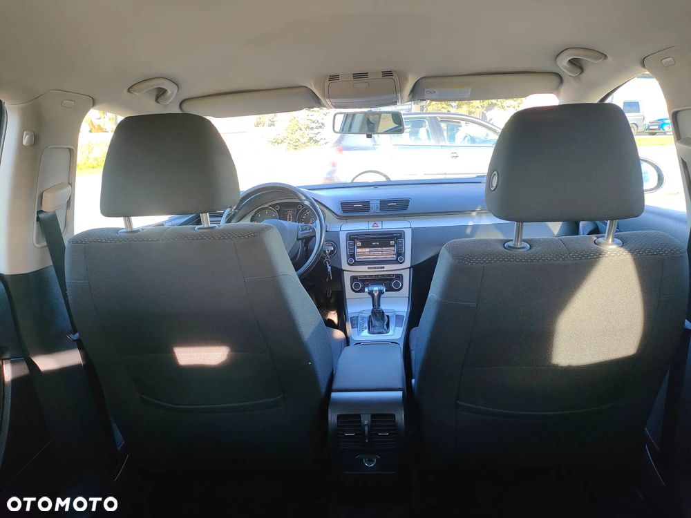 Volkswagen Passat 2.0 TDI DPF Comfortline DSG - 8