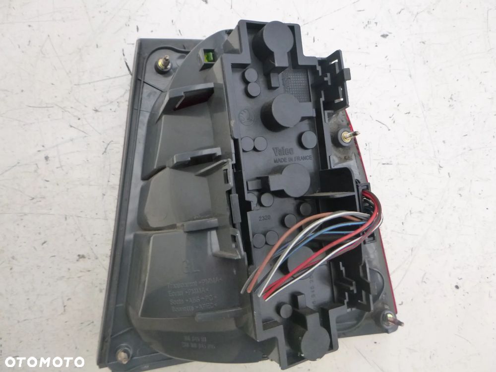 Skoda Octavia I lampa lewy tył 1U6945111 - 2