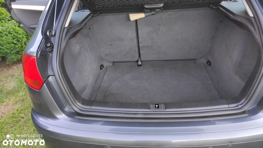 Audi A3 Sportback 2.0 TDI Ambiente - 12