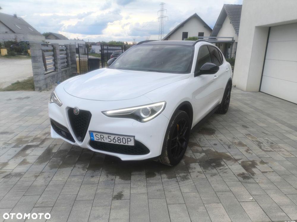 Alfa Romeo Stelvio 2.0 Turbo B-Tech Edition Q4 - 4