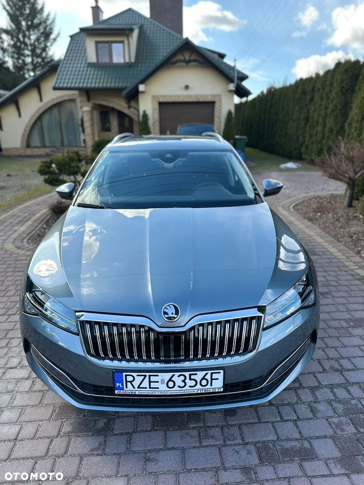 Skoda Superb 2.0 TDI SCR Ambition DSG - 10