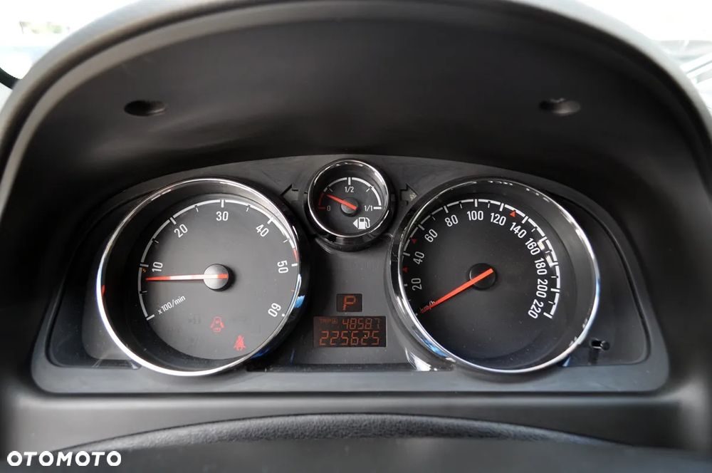 Opel Antara 2.2 CDTI Cosmo - 29