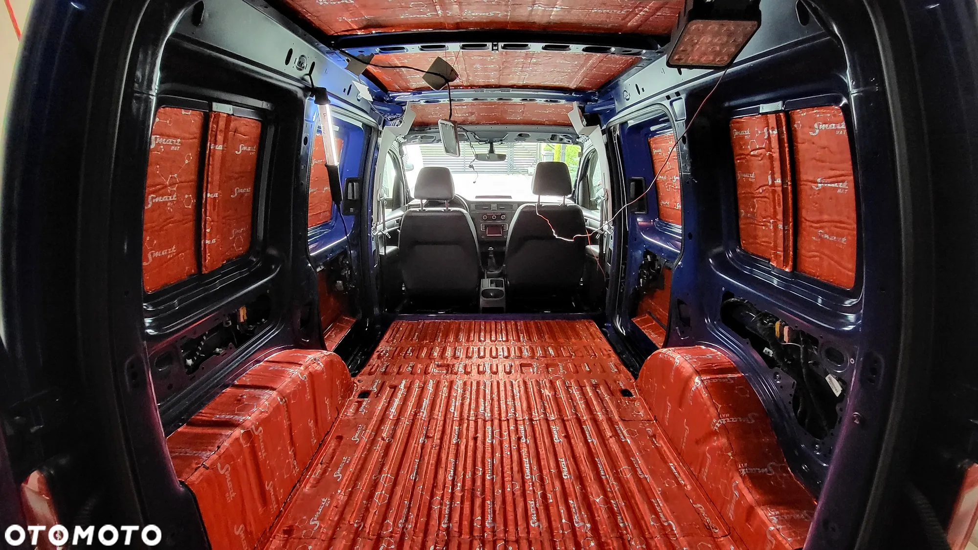 Volkswagen Caddy 2.0 TDI 4Motion - 22
