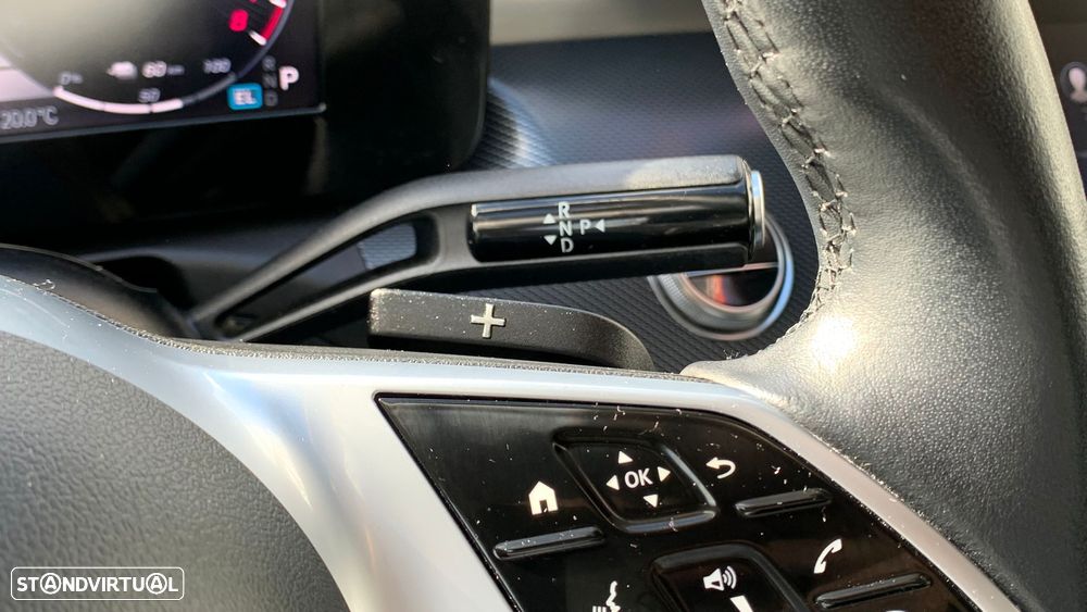 Mercedes-Benz C 300 e Avantgarde - 24