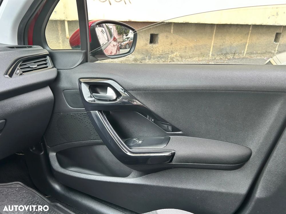 Peugeot 208 e-HDi 92 Stop&Start Active - 15