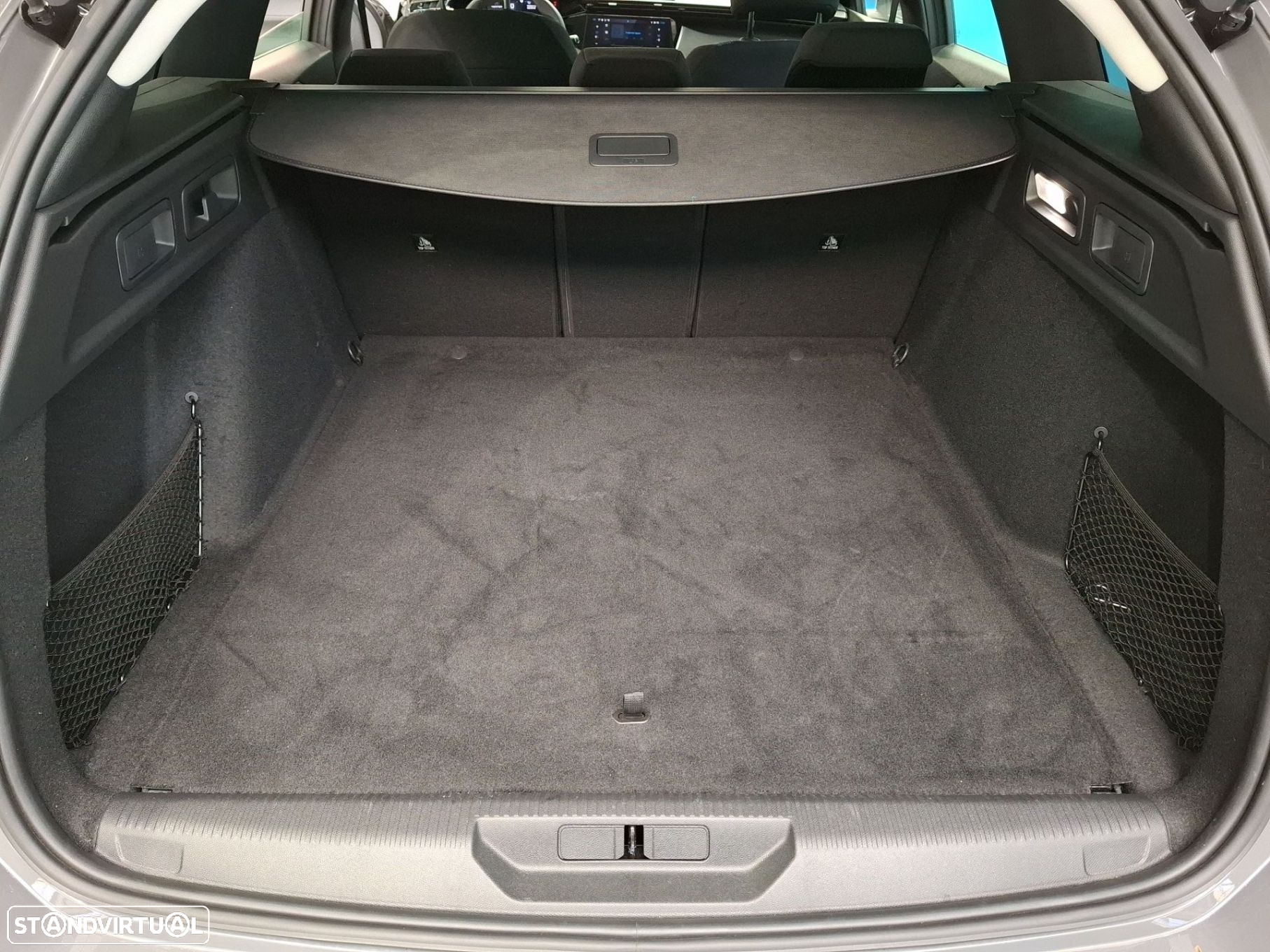 Peugeot e-308 54 kWh Allure - 7