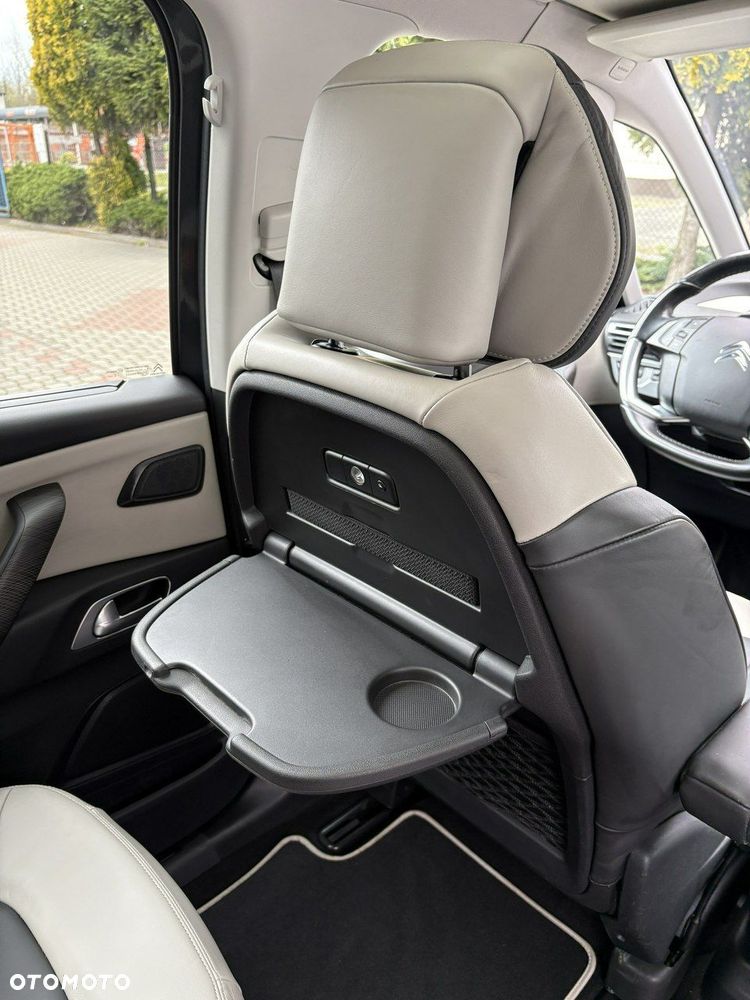 Citroën C4 Grand Picasso BlueHDi 150 EAT6 Exclusive - 20