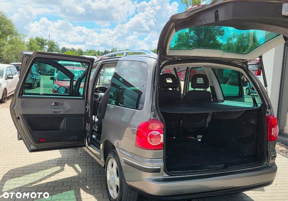 Volkswagen Sharan - 30