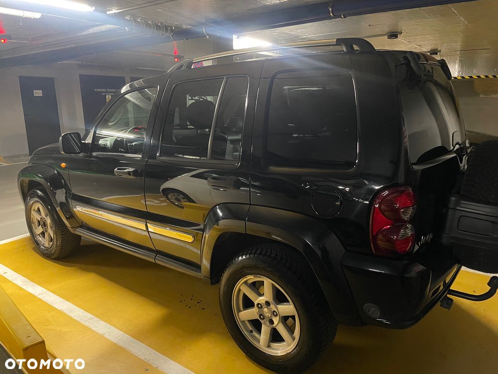 Jeep Cherokee 3.7L Limited - 4