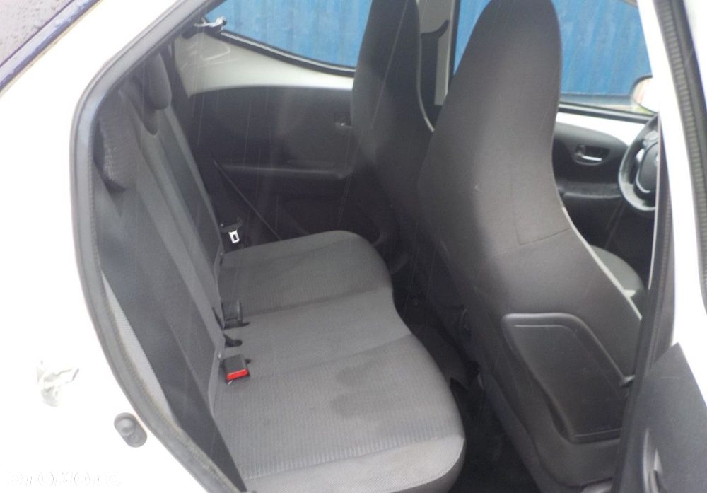 Toyota Aygo - 17