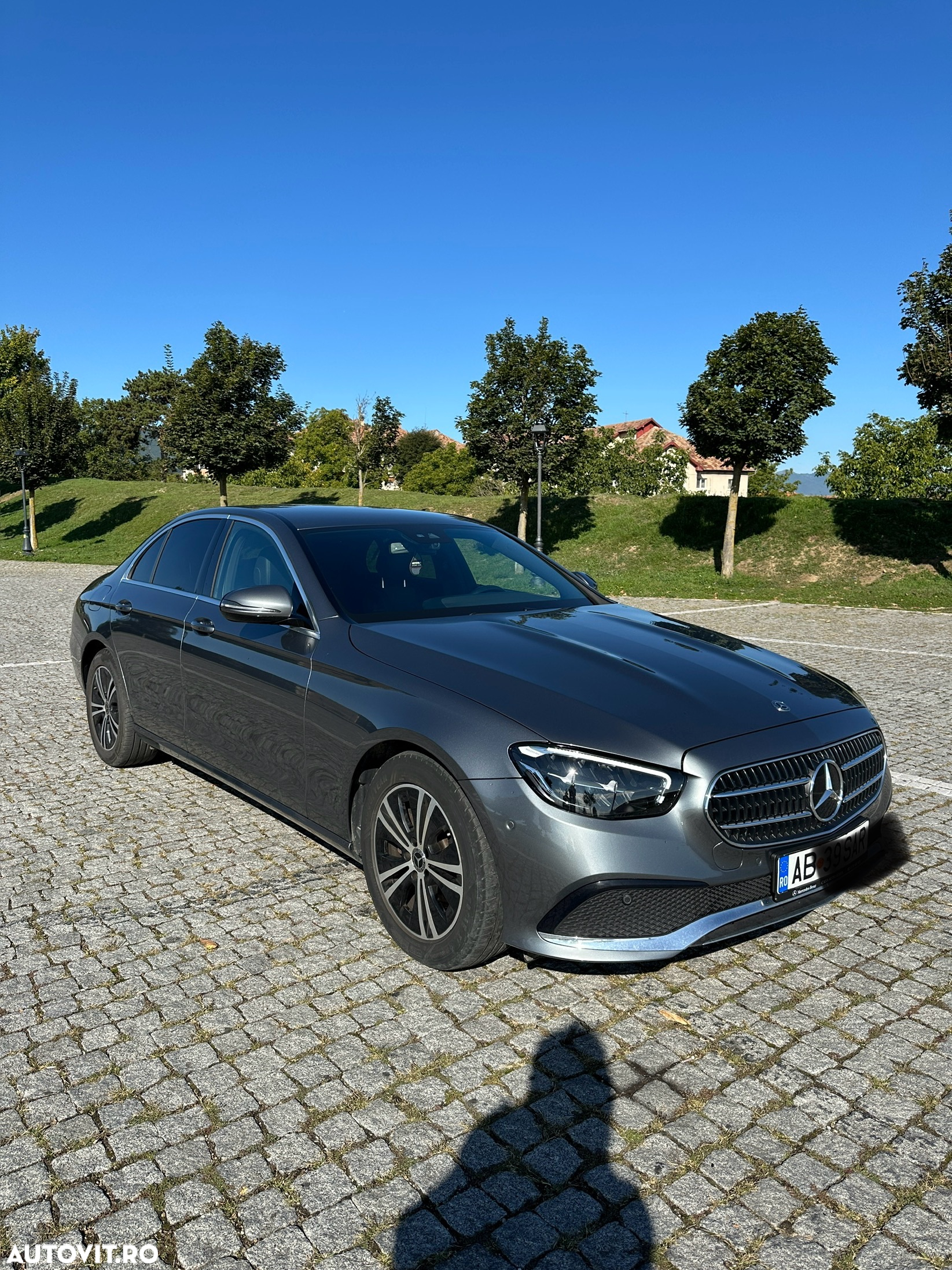 Mercedes-Benz E 200 4Matic T 9G-TRONIC Avantgarde - 5