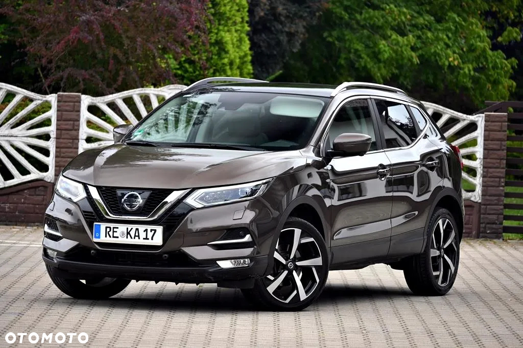 Nissan Qashqai 1.2 DIG-T Xtronic TEKNA+ - 4