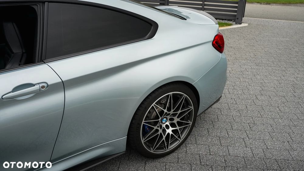 BMW M4 DKG Competition - 33