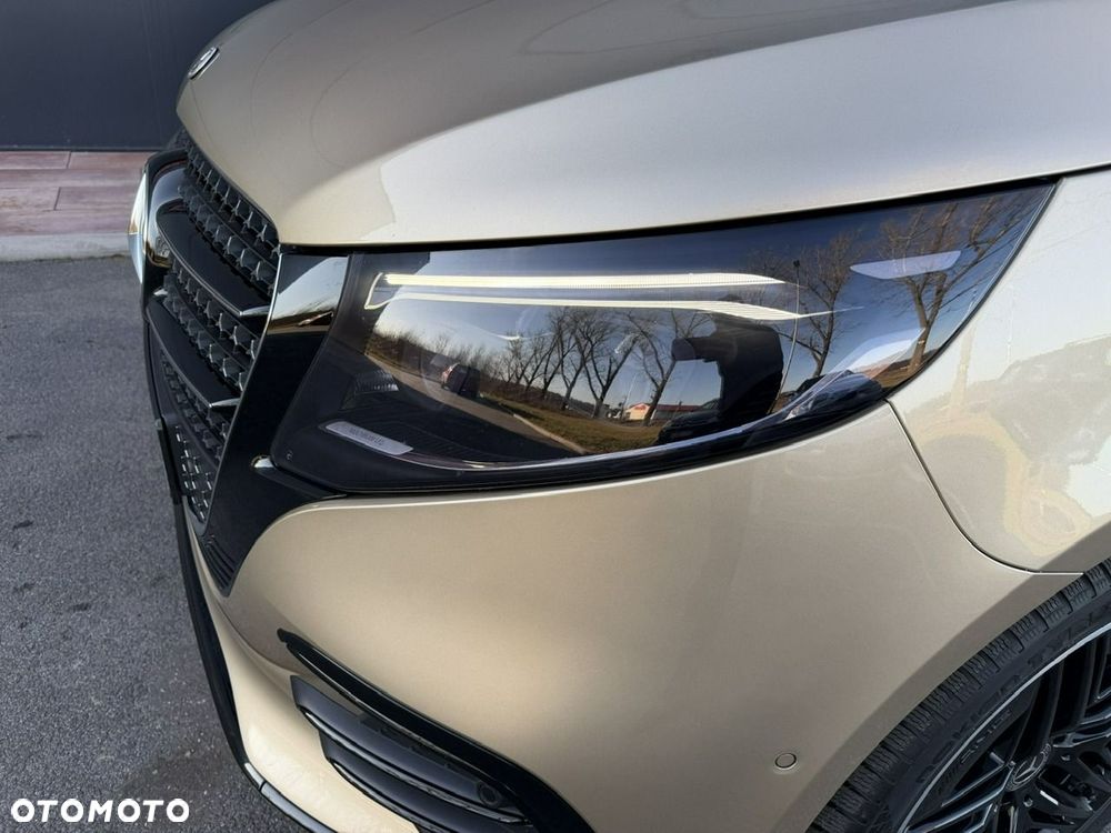 Mercedes-Benz Klasa V 300 d lang 4Matic 9G-TRONIC Exclusive - 7
