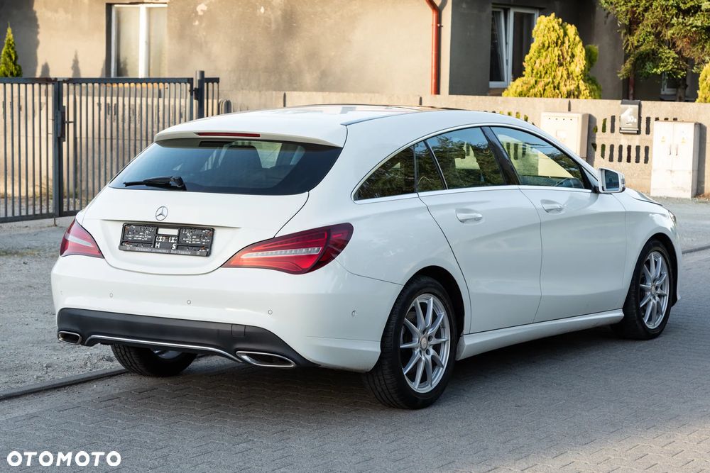 Mercedes-Benz CLA 250 7G-DCT - 7