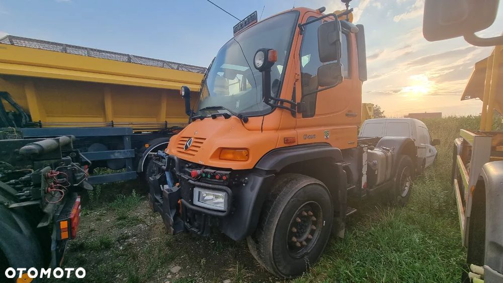 Mercedes-Benz Unimog U400 - 7