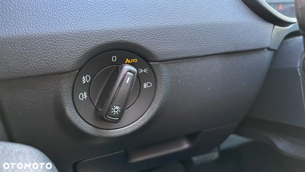 Skoda Octavia 2.0 TDI SCR Style DSG - 27
