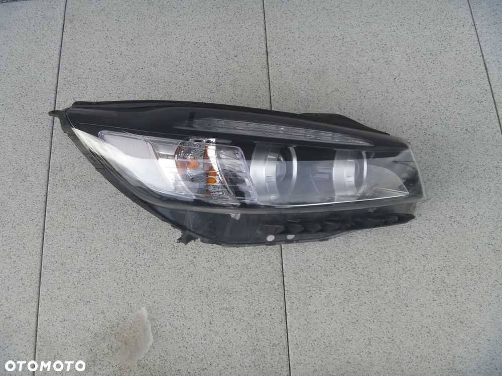 KIA SORENTO III XENON LED PRAWY IGŁA 92102-C5100 - 4