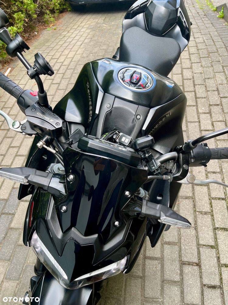 Kawasaki Z 900 - 20